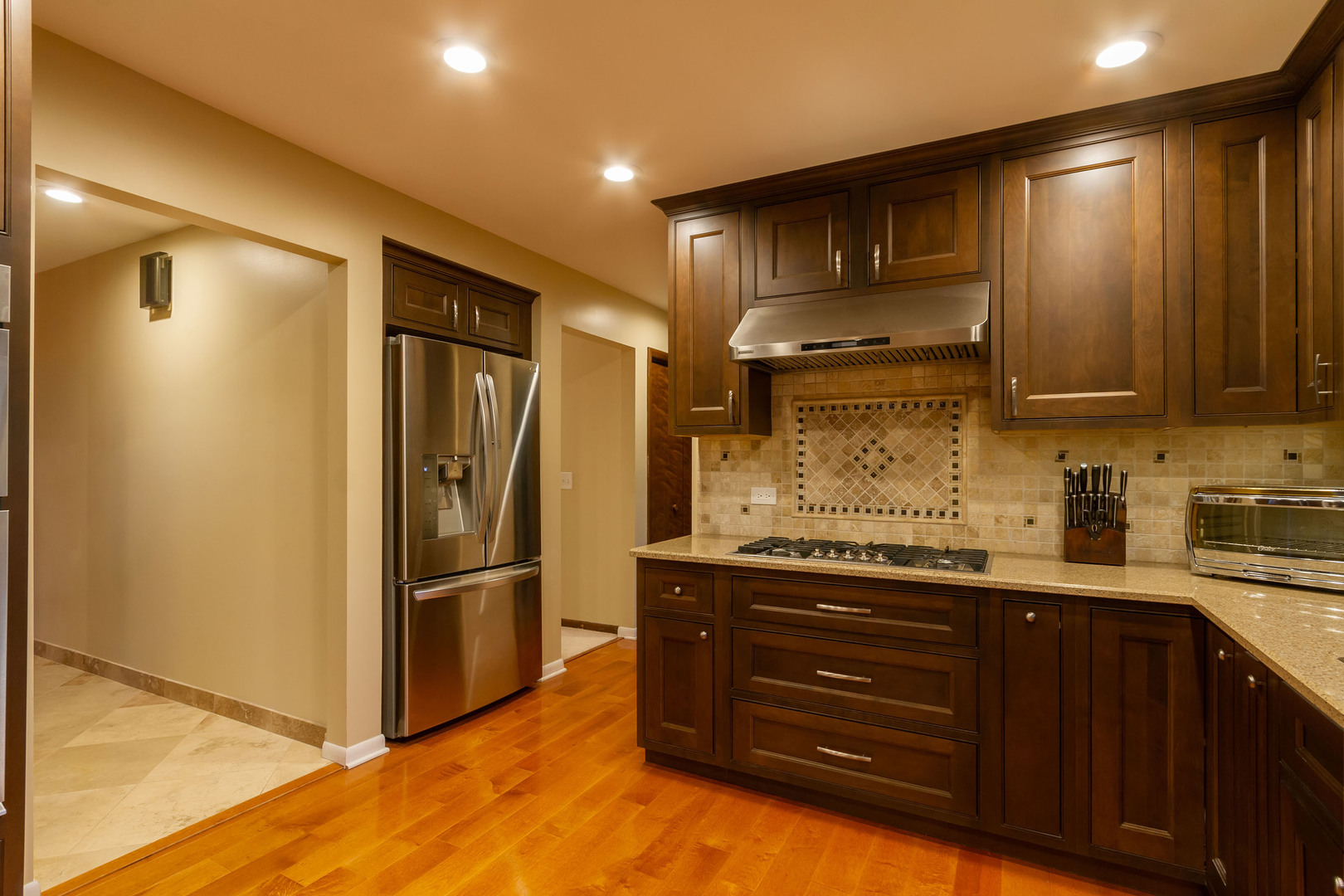 756 Ruth Drive Elgin, IL 60123 - Photo 11 of 41 Gallery Image 11