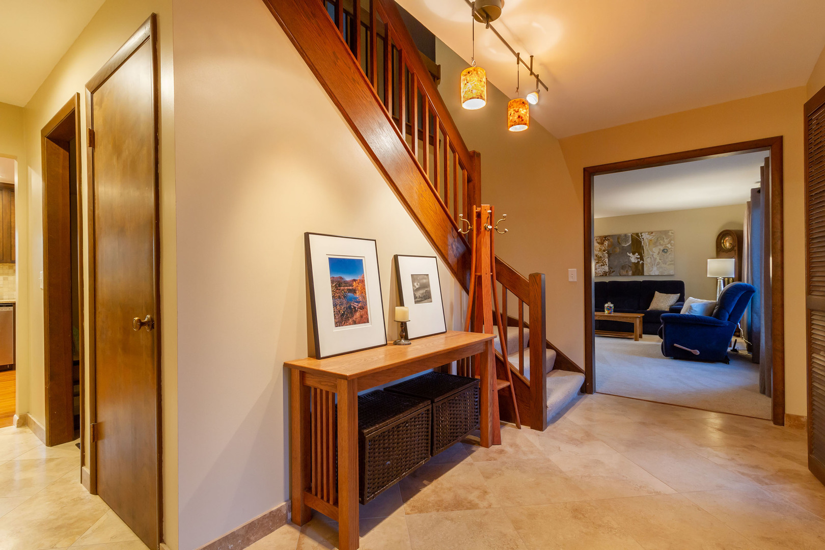 756 Ruth Drive Elgin, IL 60123 - Photo 4 of 41 Gallery Image 4