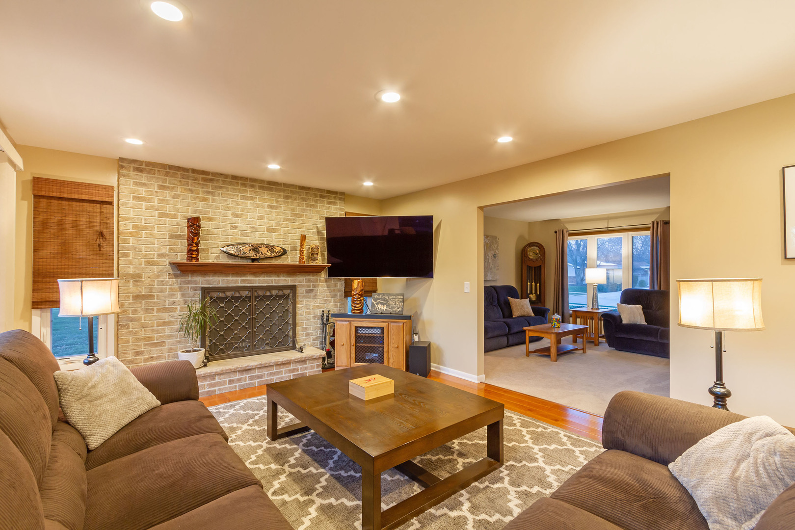 756 Ruth Drive Elgin, IL 60123 - Photo 5 of 41 Gallery Image 5