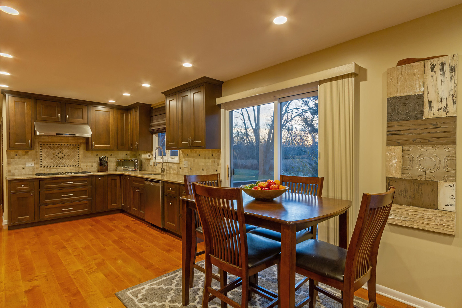 756 Ruth Drive Elgin, IL 60123 - Photo 8 of 41 Gallery Image 8