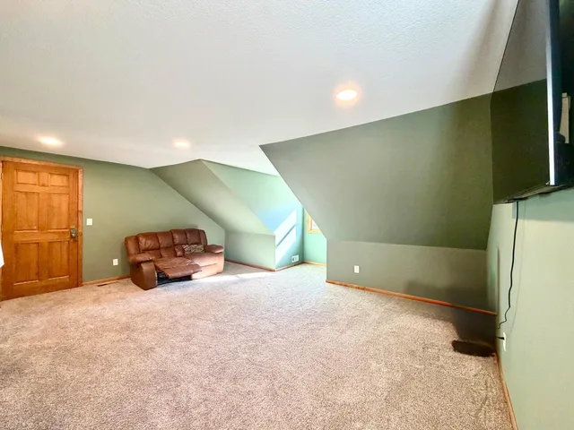 $479,900 | 17256 Trengove Road Northwest, Solway, MN 56678