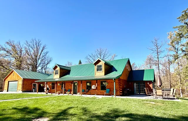 $479,900 | 17256 Trengove Road Northwest, Solway, MN 56678