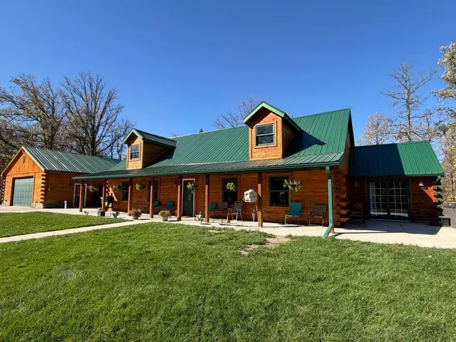 $479,900 | 17256 Trengove Road Northwest, Solway, MN 56678