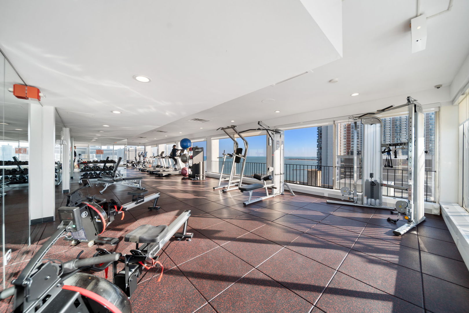 6171 North Sheridan Road, Unit 2407 Chicago, IL 60660 - Photo 9 of 15