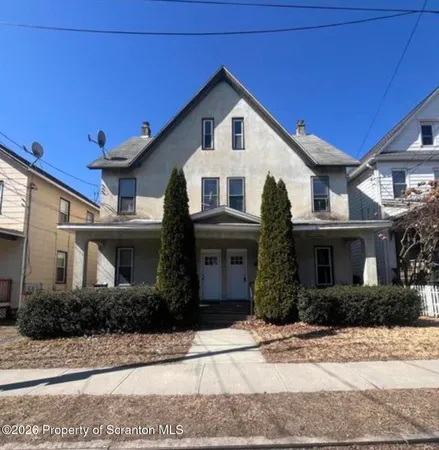 $2,100 | 1351 Capouse Avenue, Scranton, PA 18509