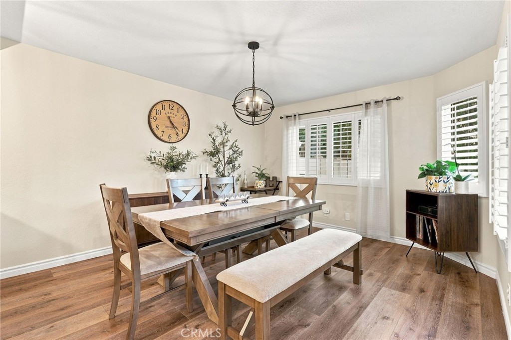 1842 Rory Lane, Unit 4 Simi Valley, CA 93063 - Photo 12 of 43 Gallery Image 12