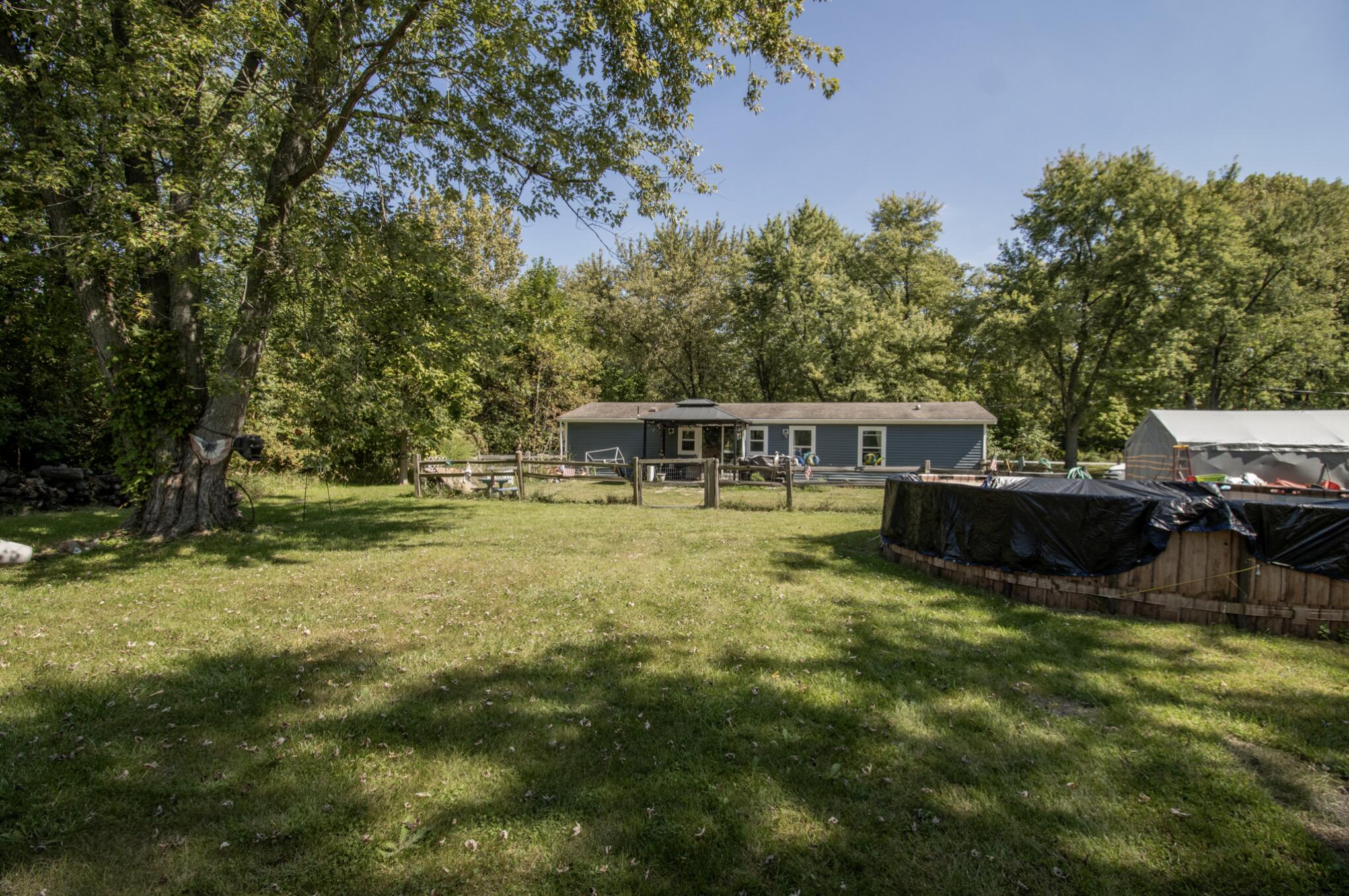 15806 Clark Street Lowell, IN 46356 - Photo 24 of 35 2042x1356