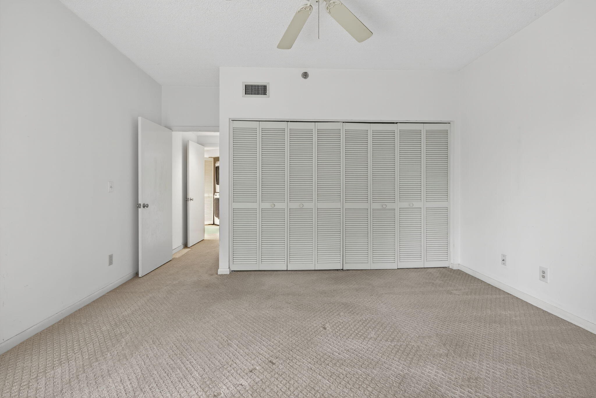 221 Northeast Plantation Road, Unit 213 Stuart, FL 34996 - Photo 28 of 44 20-web-or-mls-_MLP1041