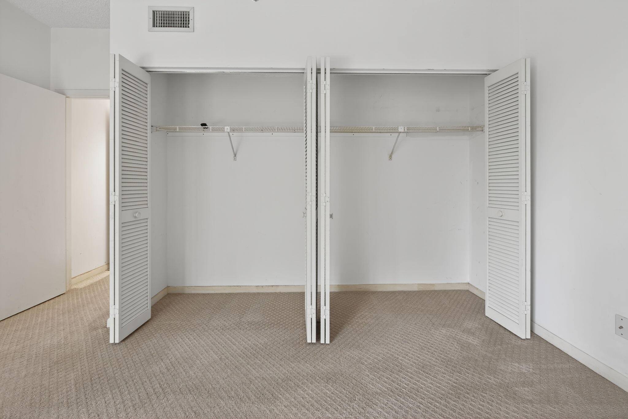 221 Northeast Plantation Road, Unit 213 Stuart, FL 34996 - Photo 29 of 44 22-web-or-mls-_MLP1051