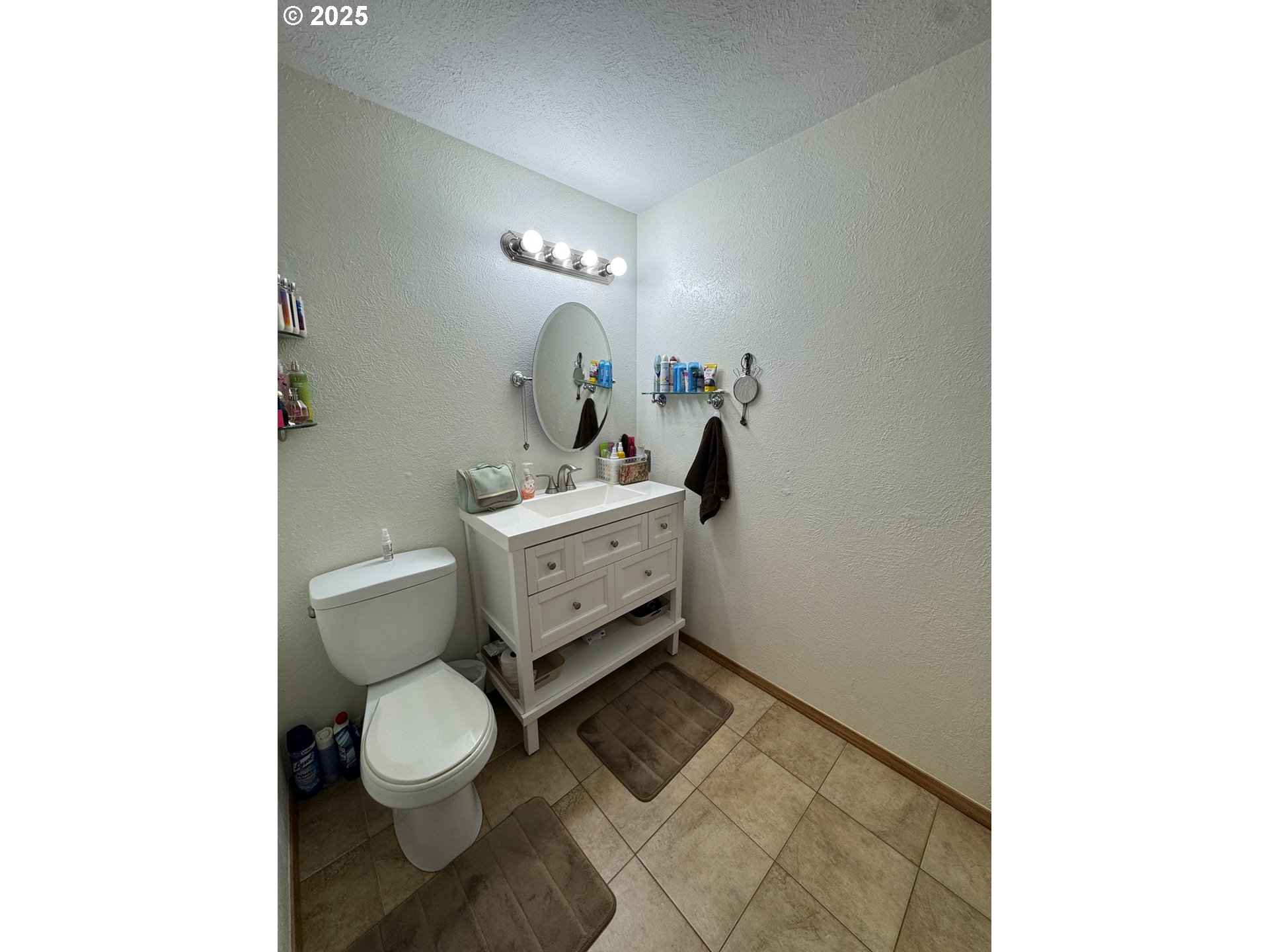 30388 Hillside Terrace Gold Beach, OR 97444 - Photo 38 of 43