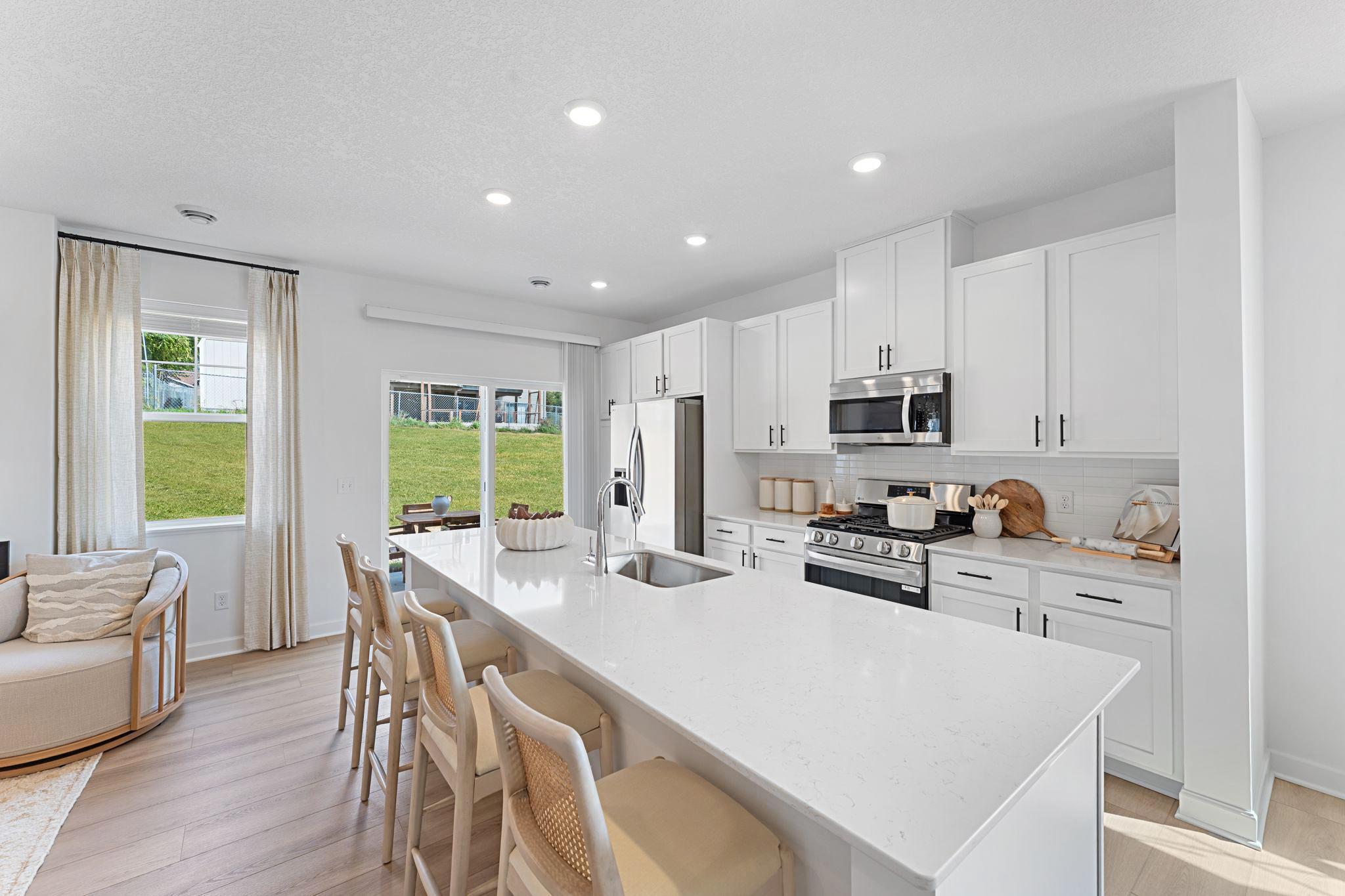 3472 Trails End Road Eagan, MN 55123 - Photo 2 of 28