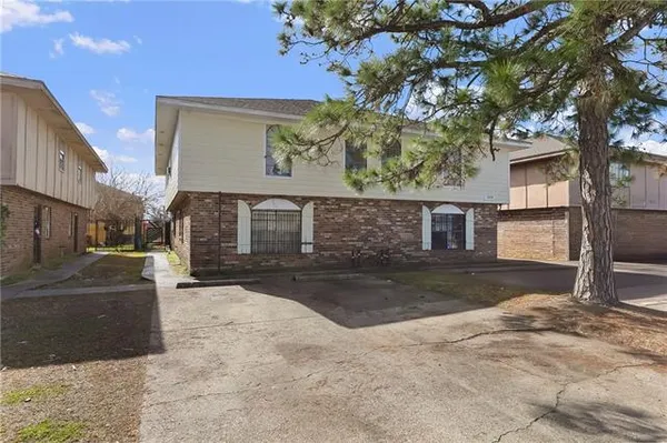 $1,200 | 3729 Long Leaf Lane, Unit C, Harvey, LA 70058
