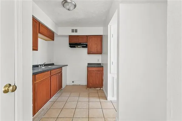 $1,200 | 3729 Long Leaf Lane, Unit C, Harvey, LA 70058