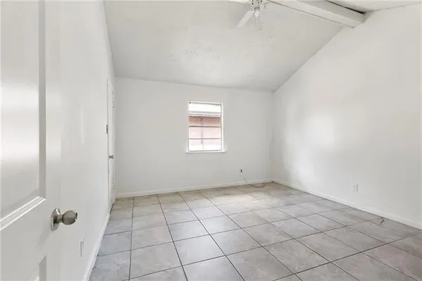 $1,200 | 3729 Long Leaf Lane, Unit C, Harvey, LA 70058