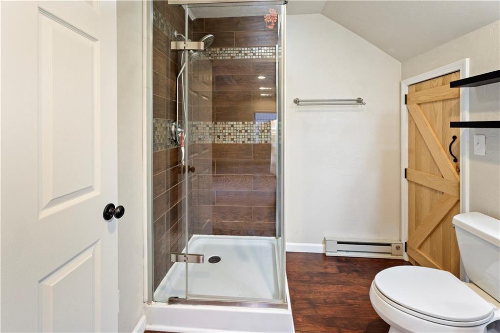 130 Hampton Road Mill Run, PA 15464 - Photo 15 of 50