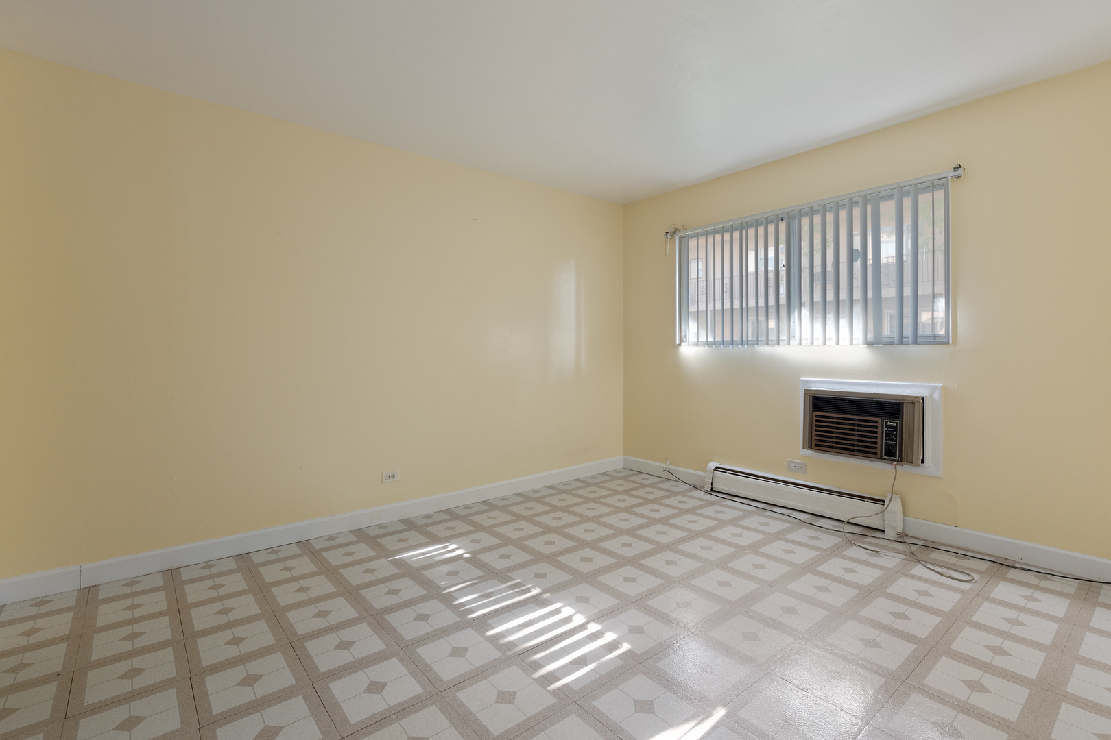 2508 West Algonquin Road, Unit 16 Rolling Meadows, IL 60008 - Photo 5 of 13