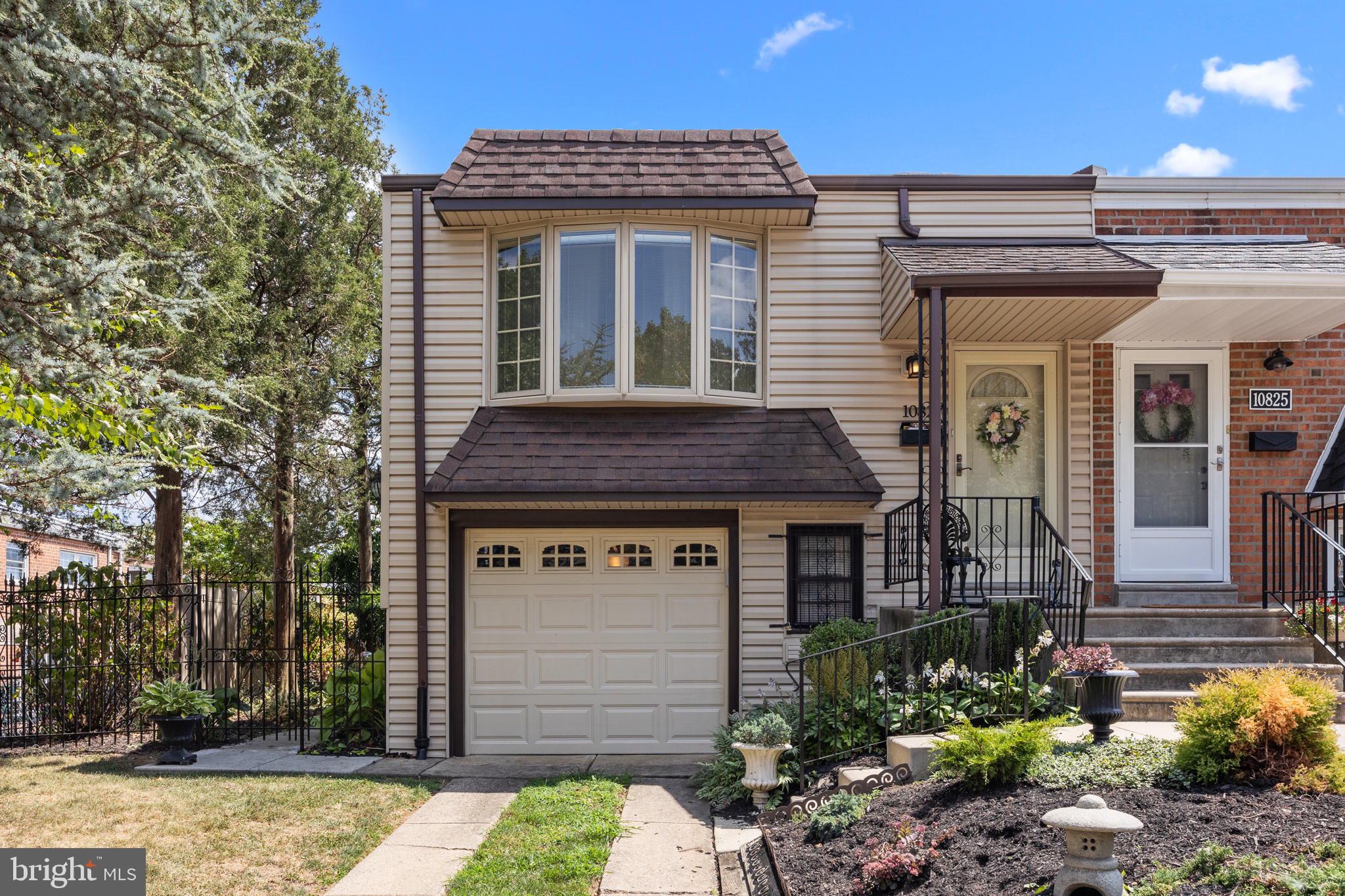 10827 Hawley Road Philadelphia, PA 19154 - Photo 1 of 31 Gallery Image 1