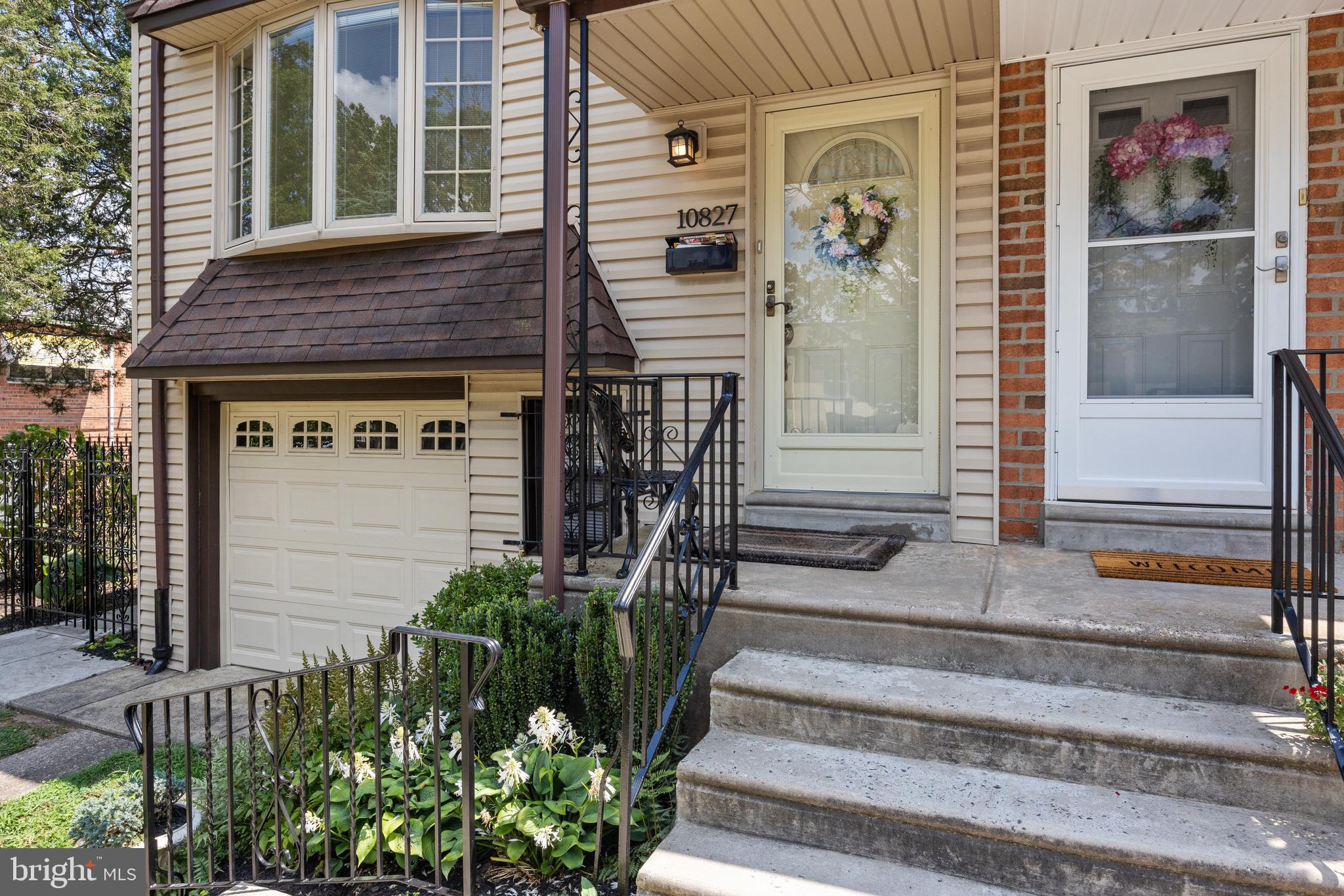 10827 Hawley Road Philadelphia, PA 19154 - Photo 2 of 31 Gallery Image 2