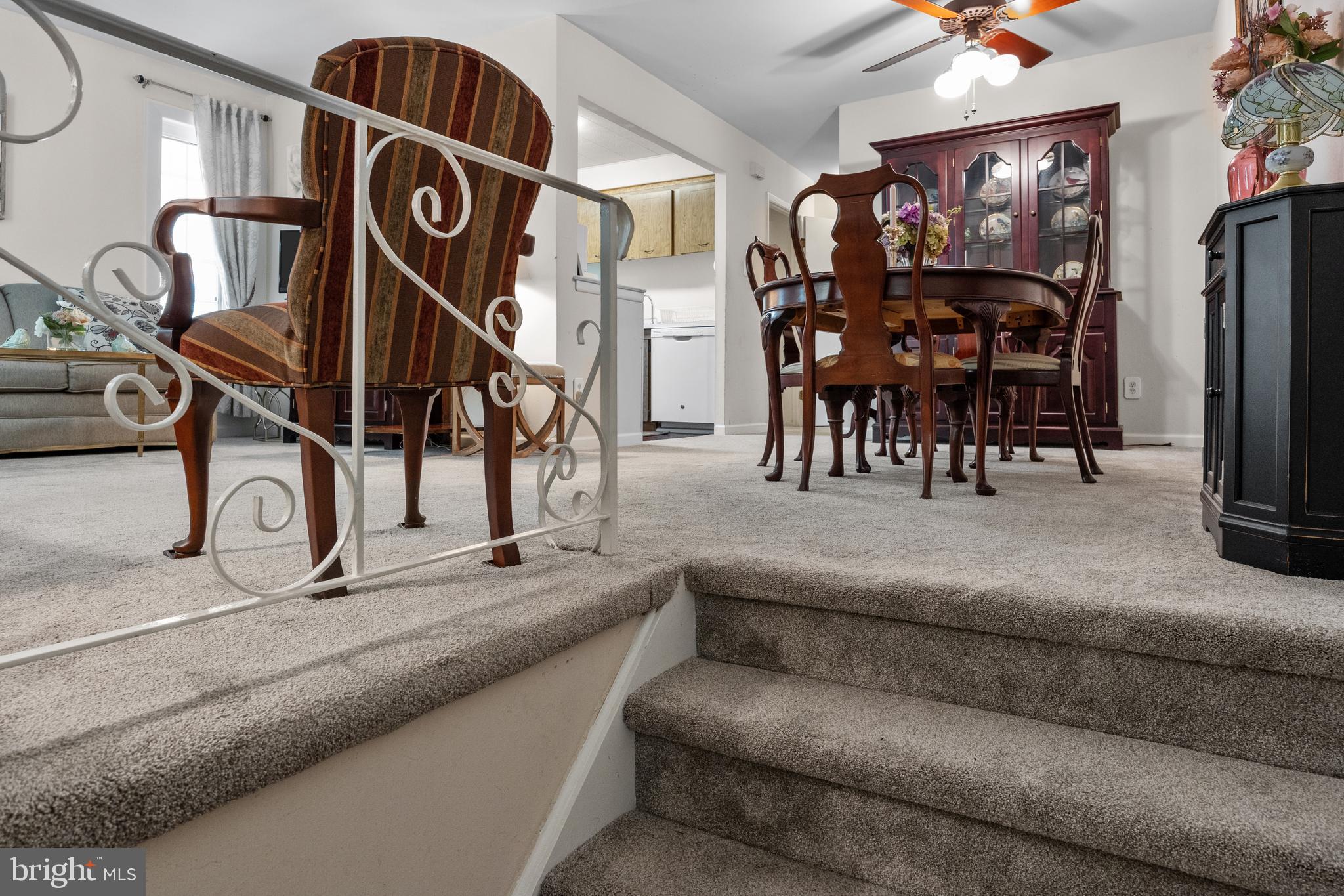 10827 Hawley Road Philadelphia, PA 19154 - Photo 6 of 31 Gallery Image 6