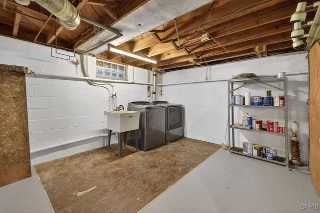 $219,900 | 206 Church Parkway, Cicero, NY 13212