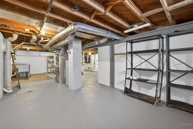 $219,900 | 206 Church Parkway, Cicero, NY 13212