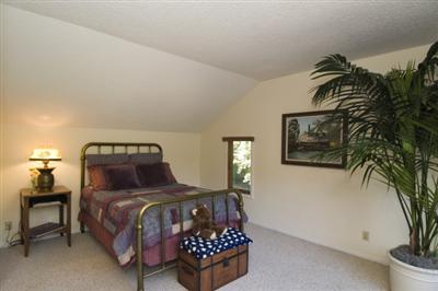 17 Shelldrake Court San Rafael, CA 94903 - Photo 9 of 13 One bedroom up