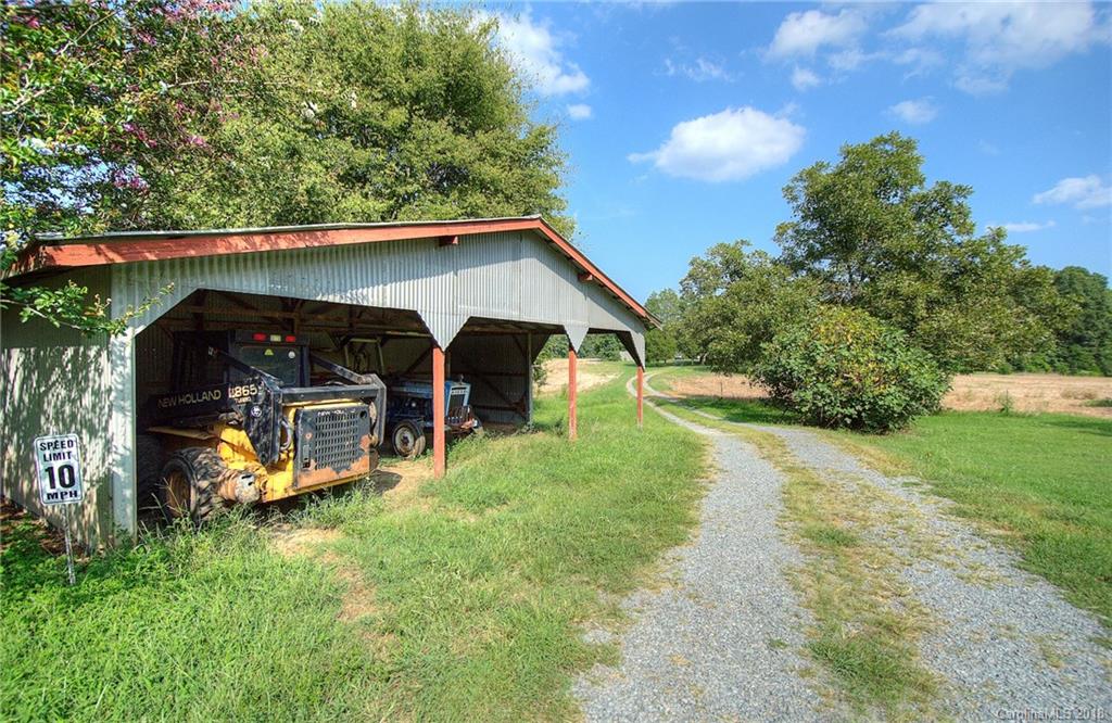 2070 Parks Lafferty Road Concord, NC 28025 - Photo 9 of 32 Gallery Image 9
