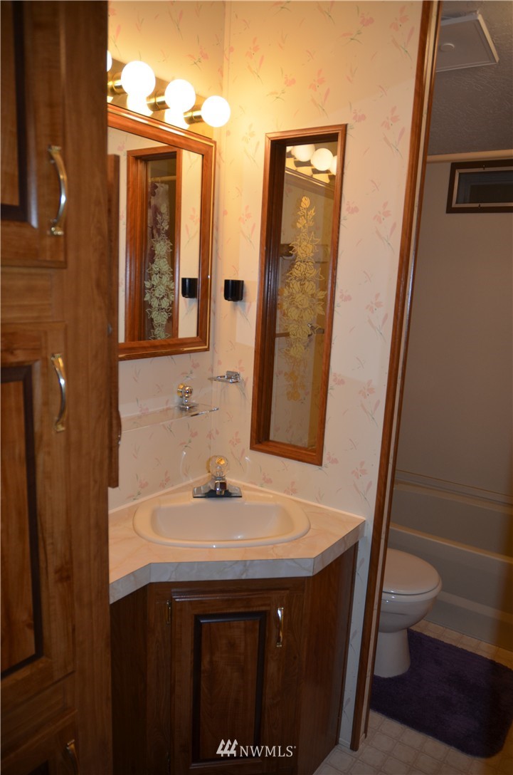 70 Clemons Road, Unit 4 Montesano, WA 98563 - Photo 17 of 25 Gallery Image 17