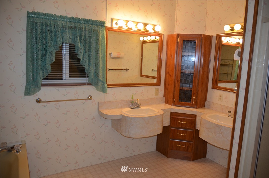 70 Clemons Road, Unit 4 Montesano, WA 98563 - Photo 10 of 25 Gallery Image 10