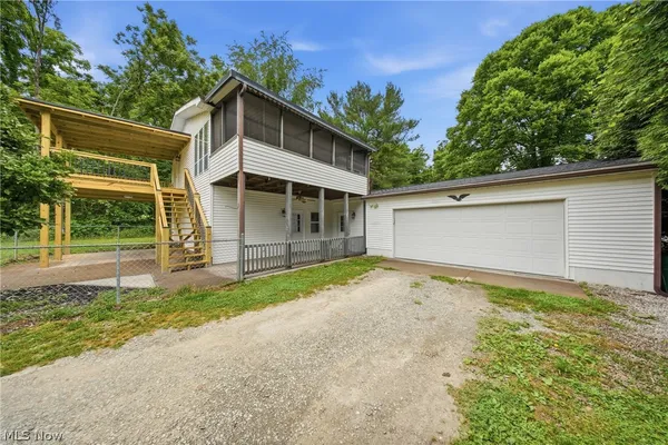 $250,000 | 121 Federal Street, Little Hocking, OH 45742