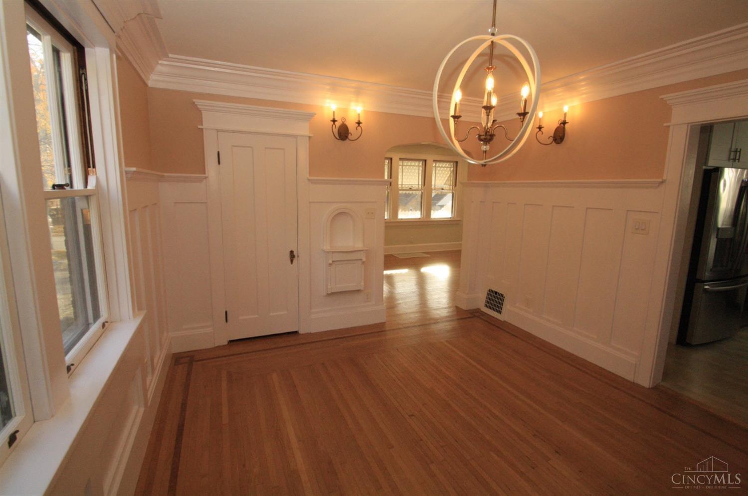 1043 Rutledge Avenue Cincinnati, OH 45205 - Photo 8 of 31 Gallery Image 8