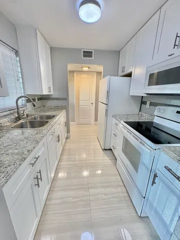 $1,650 | 26 Golfs Edge, West Palm Beach, FL 33417