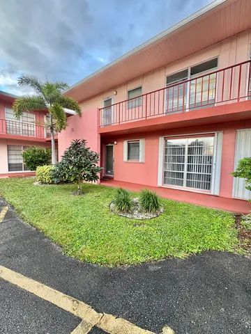 $1,650 | 26 Golfs Edge, West Palm Beach, FL 33417