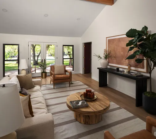 $1,049,000 | 9107 Cedar Crest Drive, Austin, TX 78750