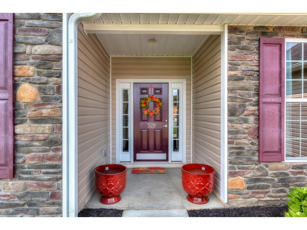529 Suffolk Road Johnson City, TN 37615 - Photo 4 of 35 Photo 4