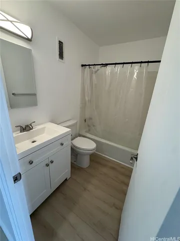 $2,900 | 5210 Likini Street, Unit 1106, Honolulu, HI 96818