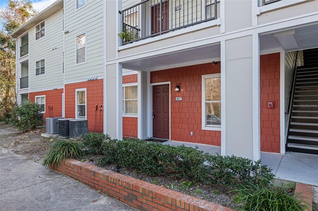 2360 Southwest Archer Road, Unit 607 Gainesville, FL 32608 - Photo 2 of 26