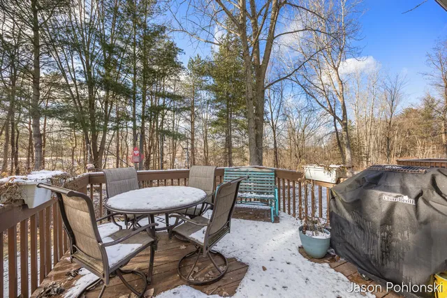 $254,900 | 4916 Castle Hill Court Northeast, Rockford, MI 49341