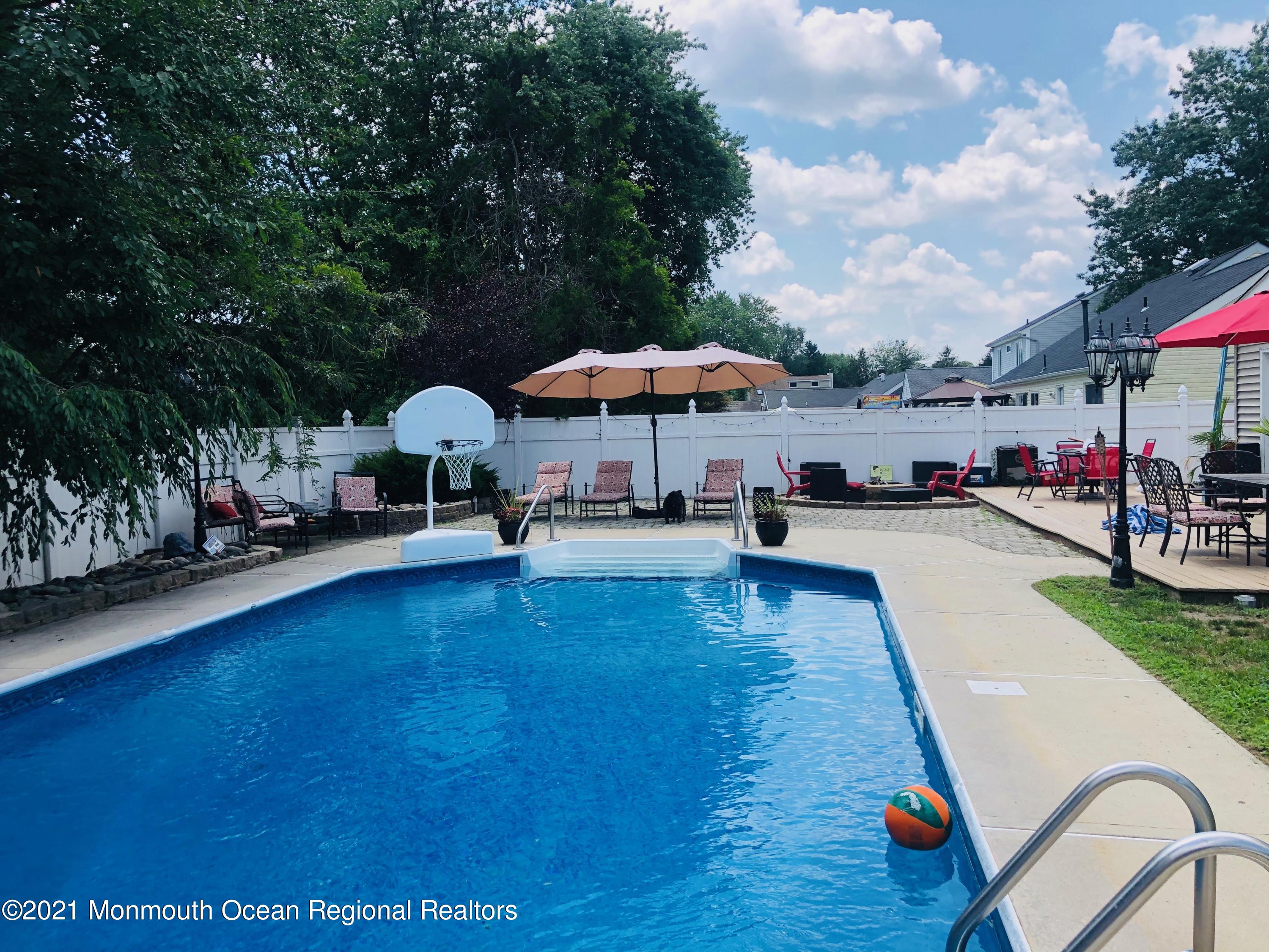 1083 Warren Point Road Toms River, NJ 08753 - Photo 2 of 2 1083 Warren Point Pool