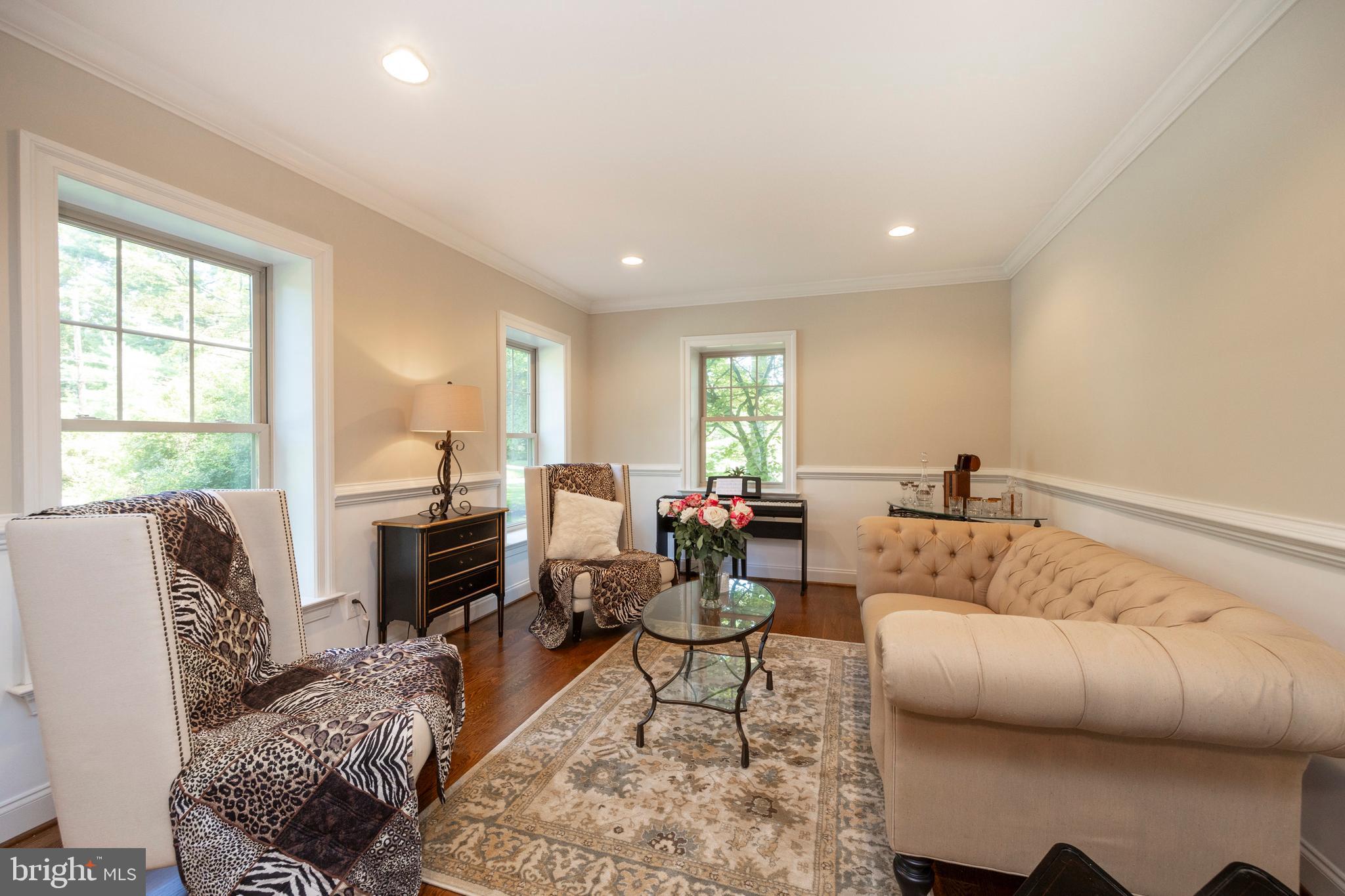 209 Deepdale Road Wayne, PA 19087 - Photo 15 of 63 Living room