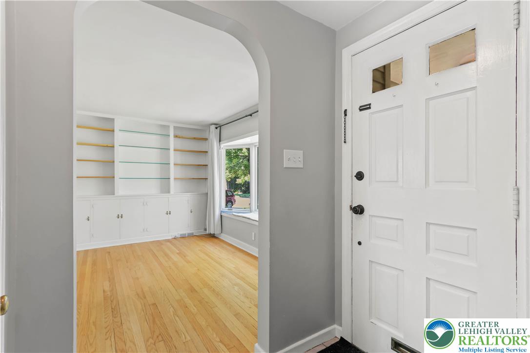 1882 Ridgelawn Avenue Bethlehem, PA 18018 - Photo 19 of 27 Gallery Image 19