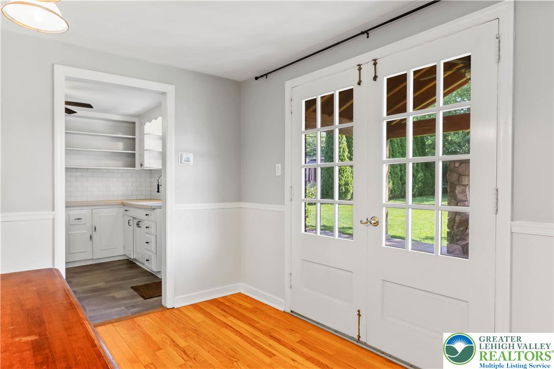 1882 Ridgelawn Avenue Bethlehem, PA 18018 - Photo 9 of 27 Gallery Image 9