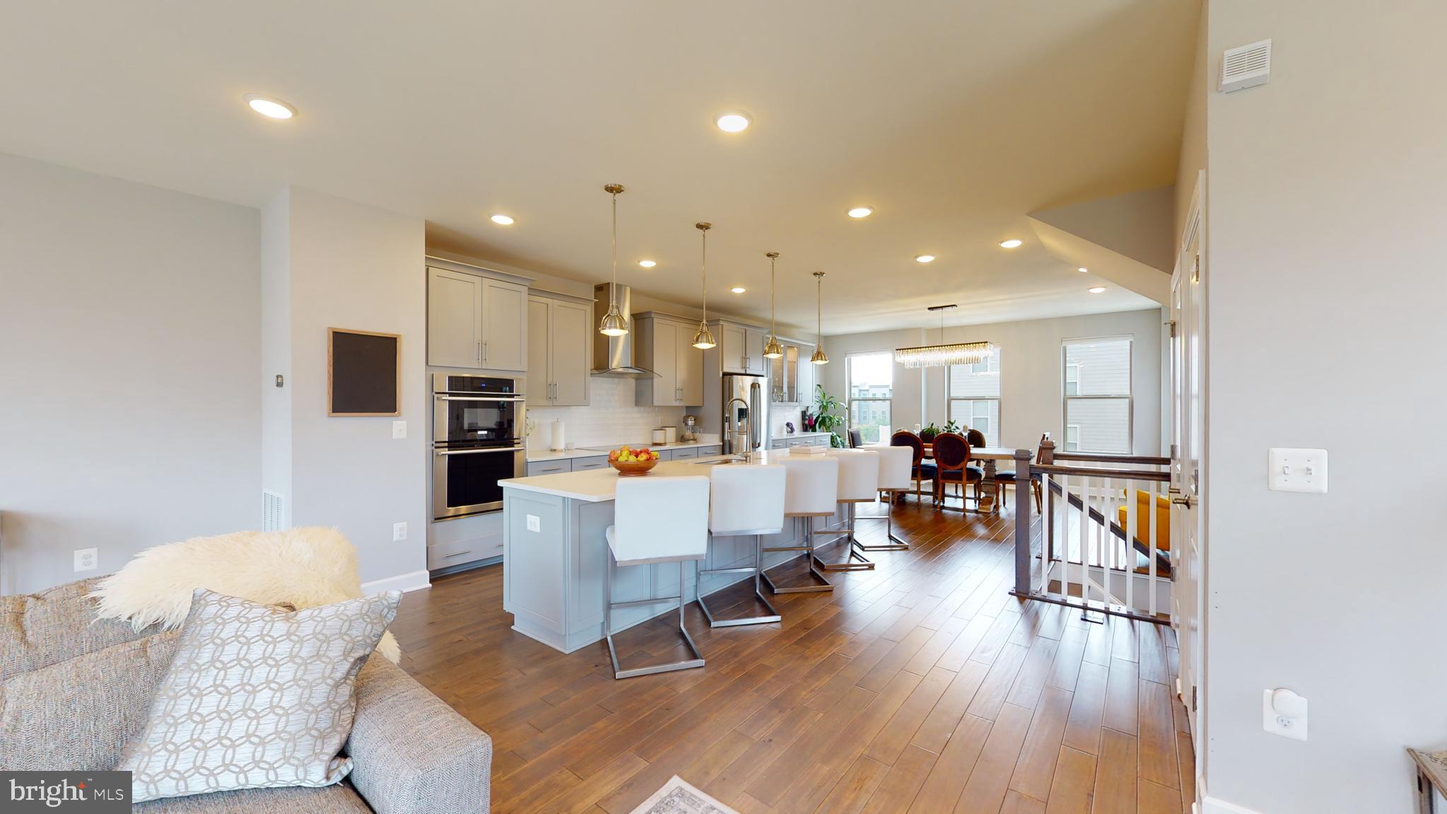 9851 Buchanan Loop Manassas, VA 20110 - Photo 14 of 70