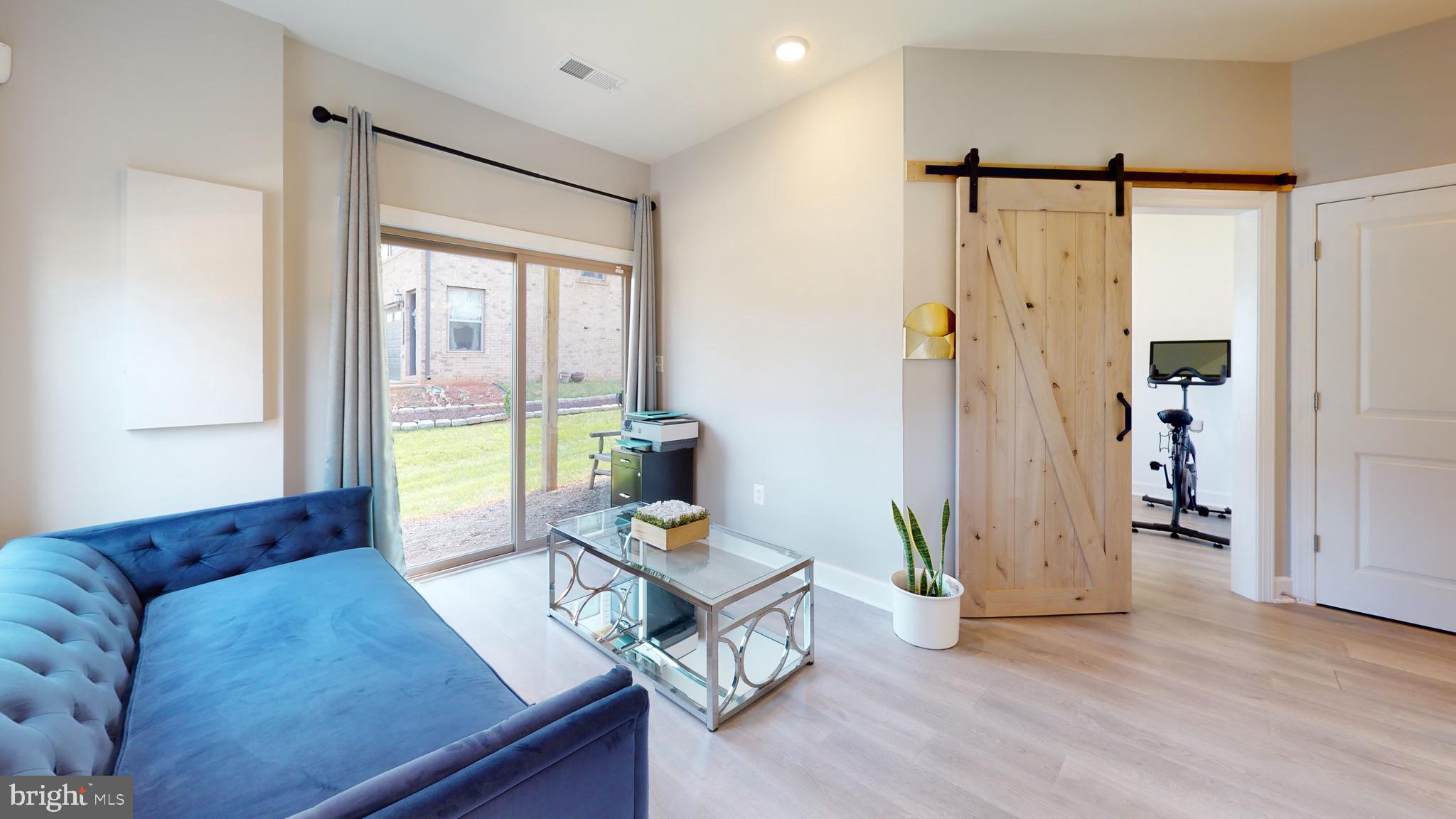 9851 Buchanan Loop Manassas, VA 20110 - Photo 4 of 70 Lower level rec area