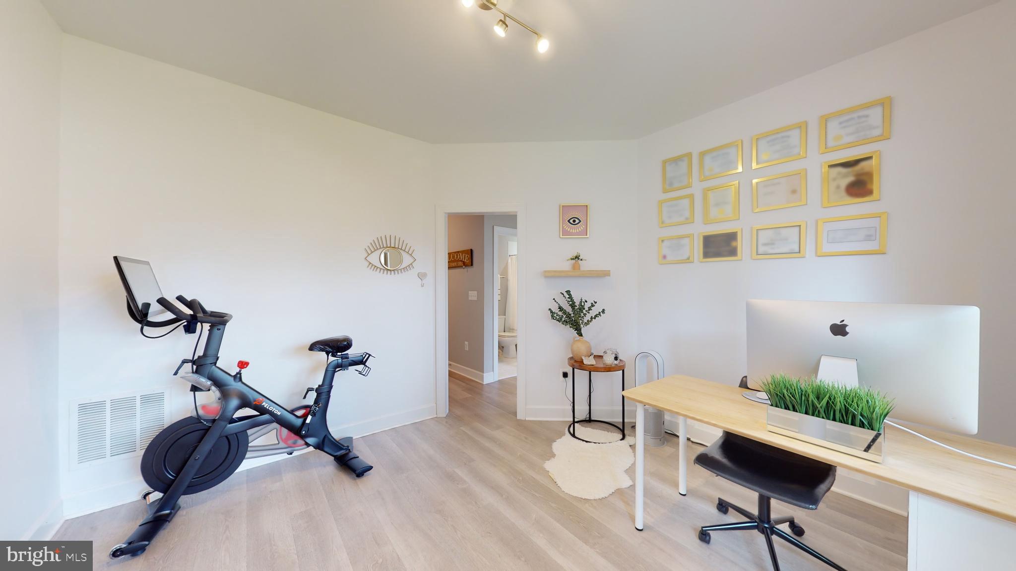 9851 Buchanan Loop Manassas, VA 20110 - Photo 7 of 70 lower level flexroom/bedroom 4