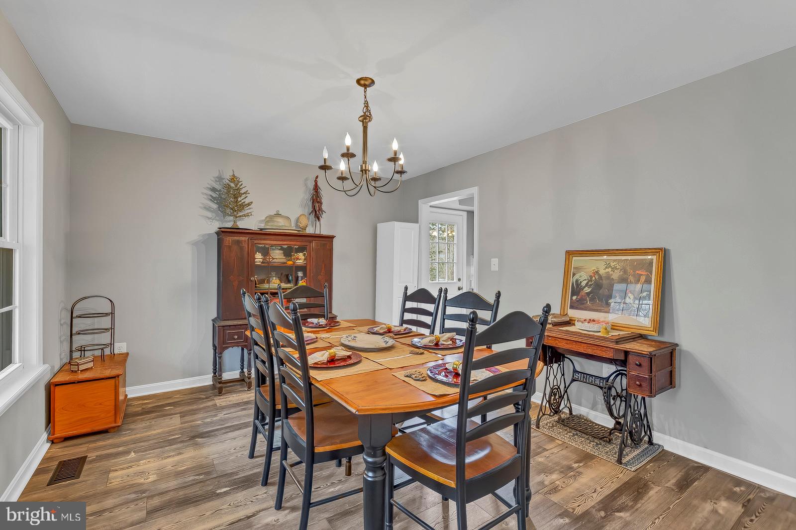 537 Platte Road Lusby, MD 20657 - Photo 7 of 33 a dining room with furniture and window