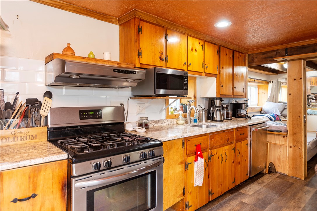 56 Silver Spring Road North Kingstown, RI 02852 - Photo 14 of 50 Gallery Image 14