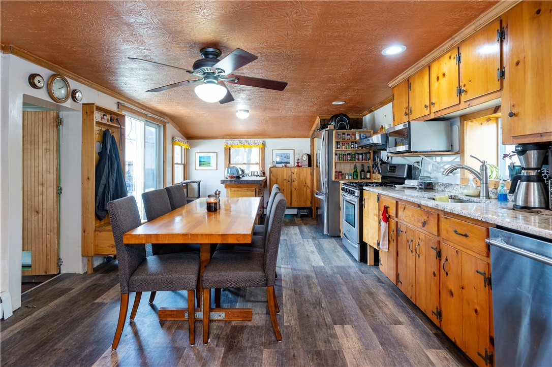 56 Silver Spring Road North Kingstown, RI 02852 - Photo 17 of 50 Gallery Image 17