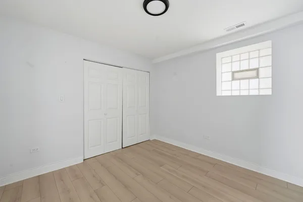 $3,300 | 2618 West Augusta Boulevard, Unit 1F, Chicago, IL 60622