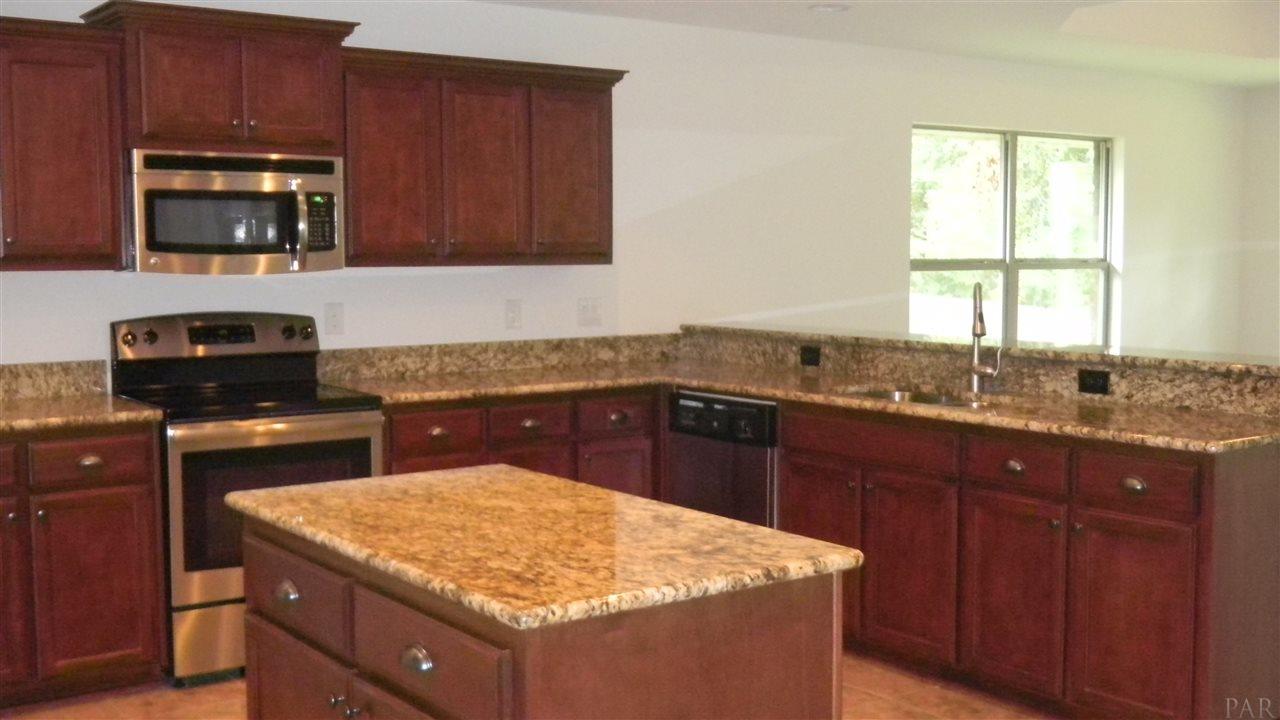 893 Jacobs Way Cantonment, FL 32533 - Photo 8 of 19 Gallery Image 8